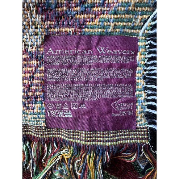 American Vintage Christmas Santa Toys Tapestry Blanket - Picture 10 of 10